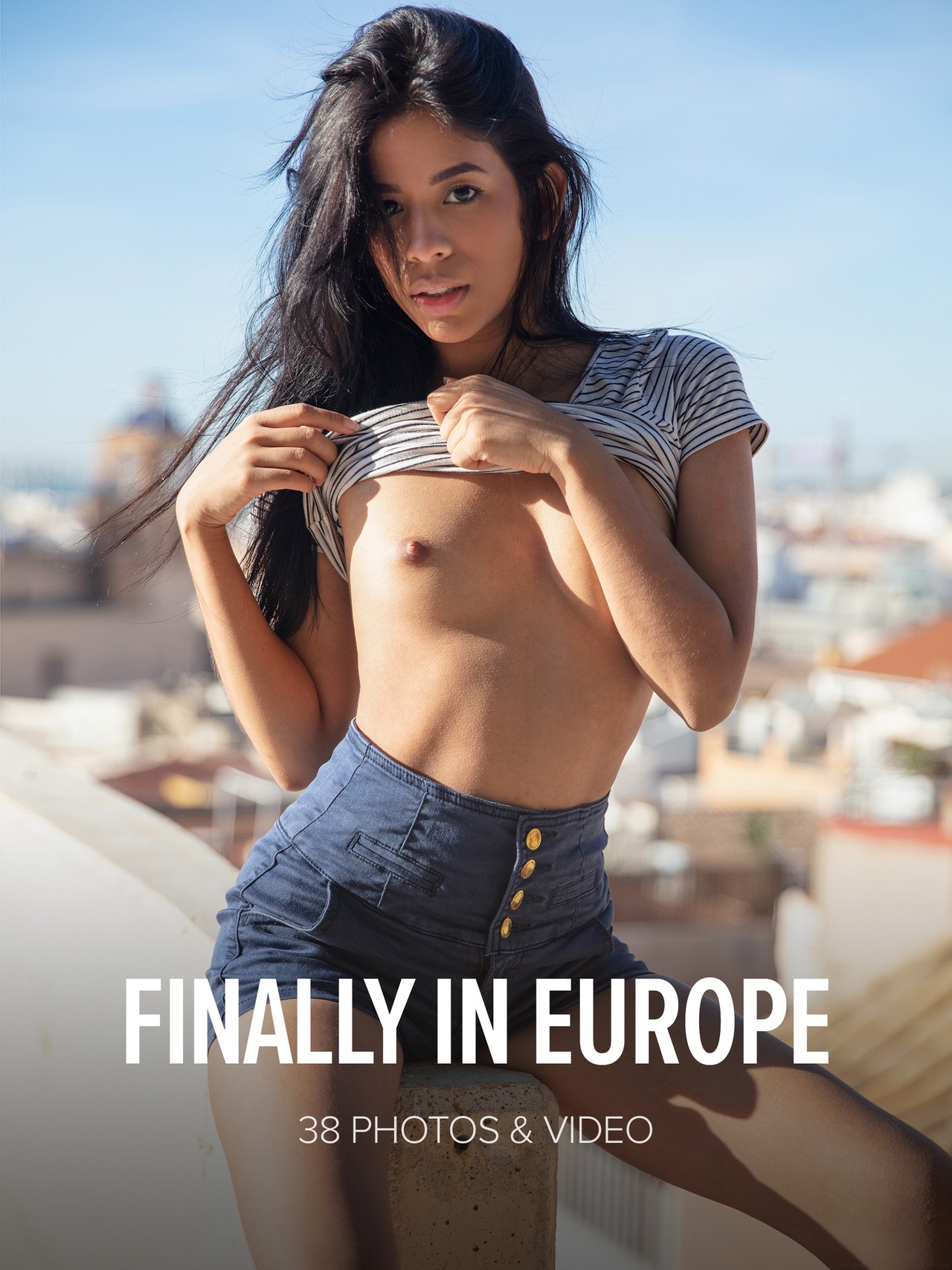 We have finally had the chance to meet beautiful Karin Torres from Venezuela right here in Europe, more precisely in southern Spain. This was just a very brief encounter, but we